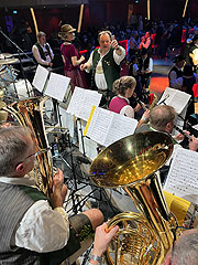 Wolfgang Grünbauer und die Oktoberfestmusikanten  auf dem Oide Wiesn Bürgerball 2023 (©Foto. Martin Schmitz)